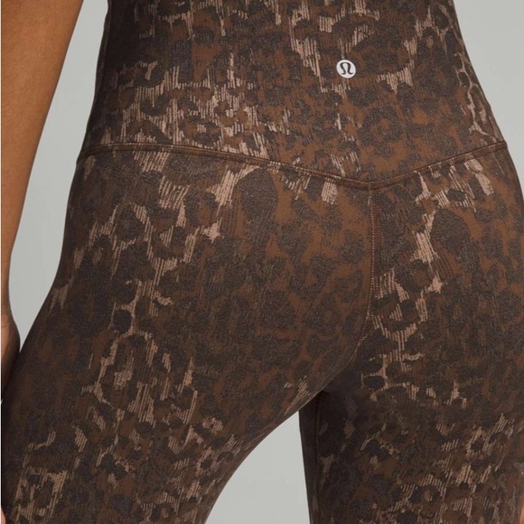 Lululemon Align Leggings - Picture 2 of 10